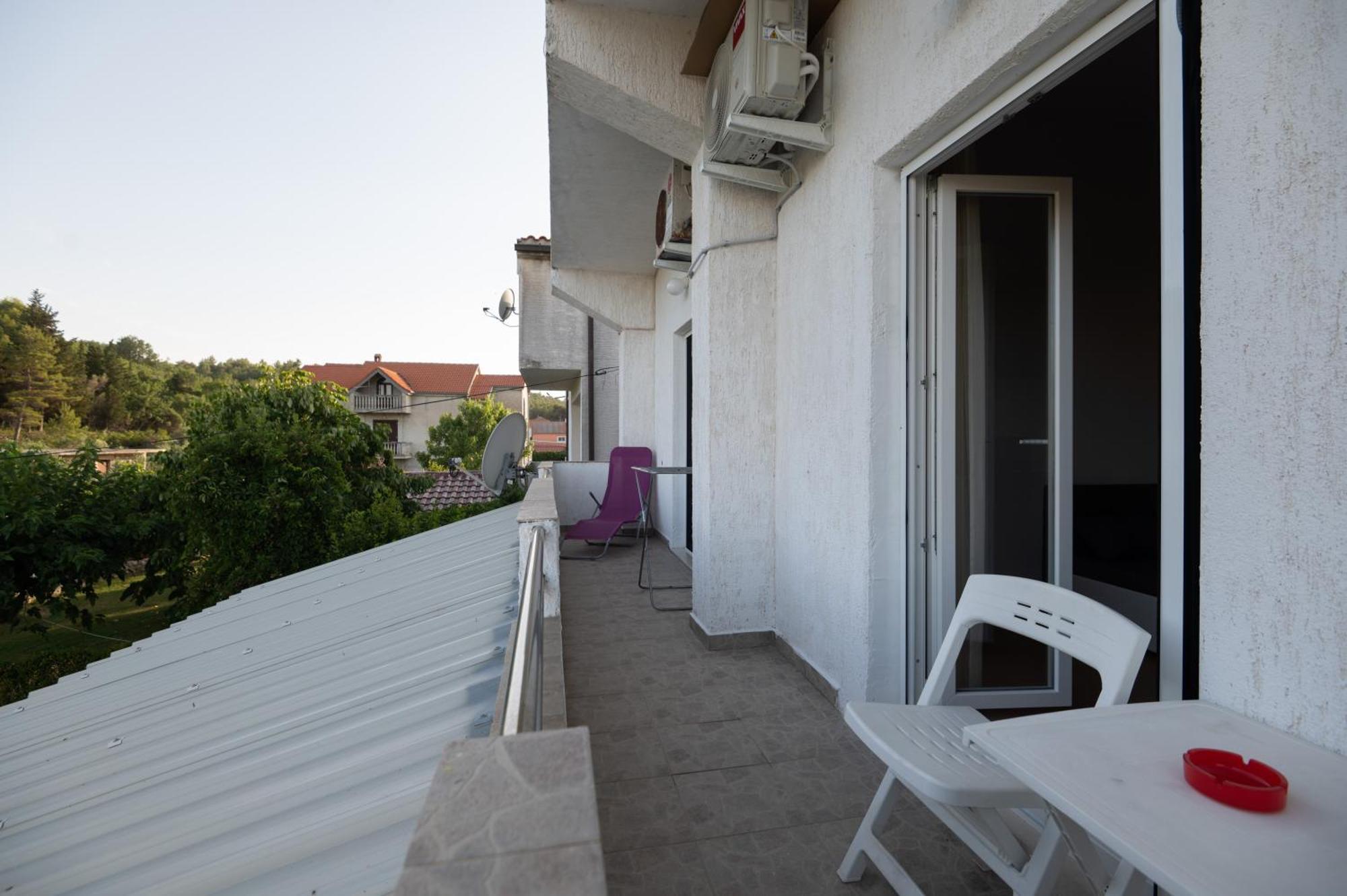 Marina'S Apartments Ražanac Rum bild